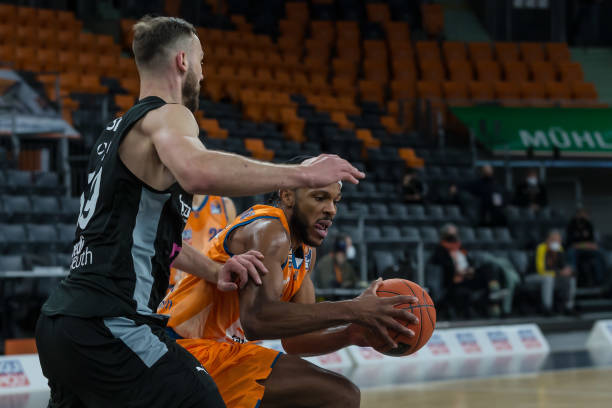 投射还是突 投射还是突