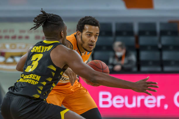 更多选择 更多选择